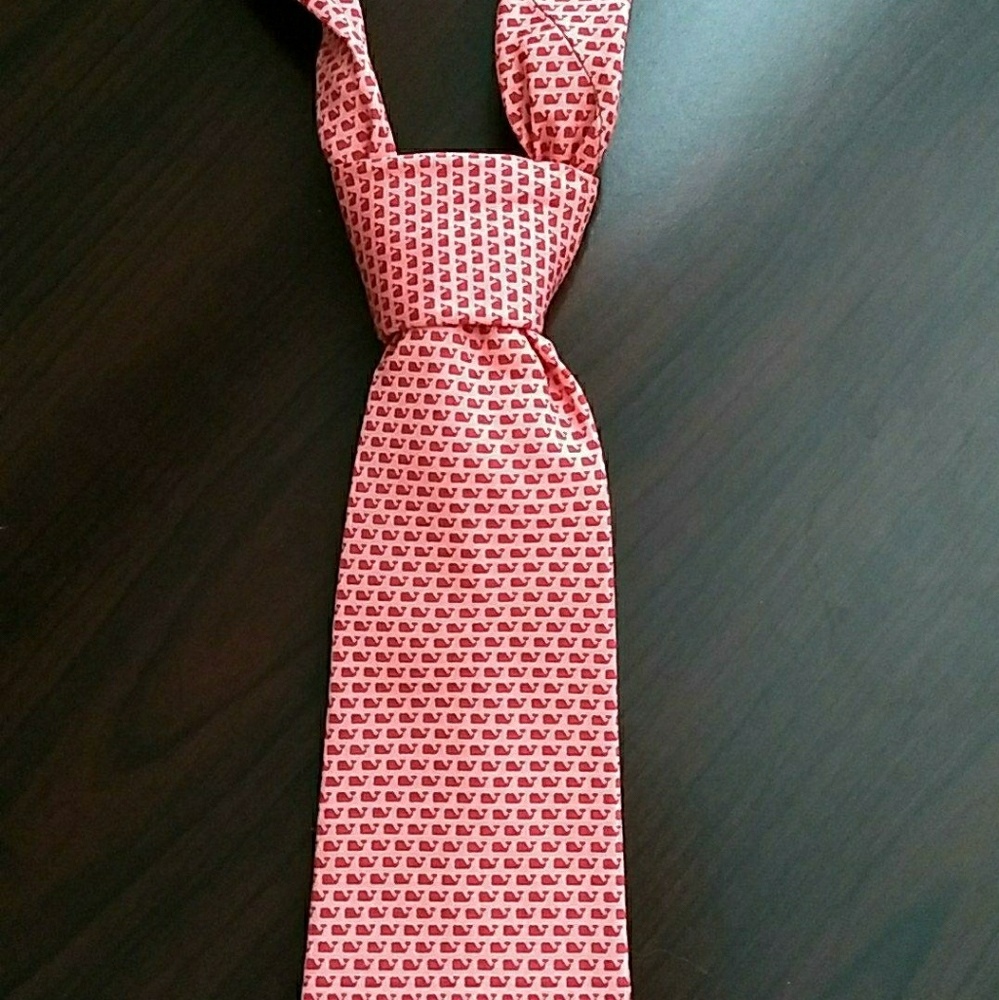 Vineyard Vines Tie